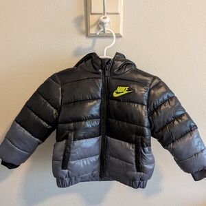 Nike Boy’s Size 12 Months Puffer Jacket Coat Just Do It Black Green Winter EUC
